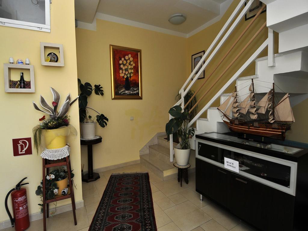 Hotel Haus Am Meer Cavtat Bagian luar foto