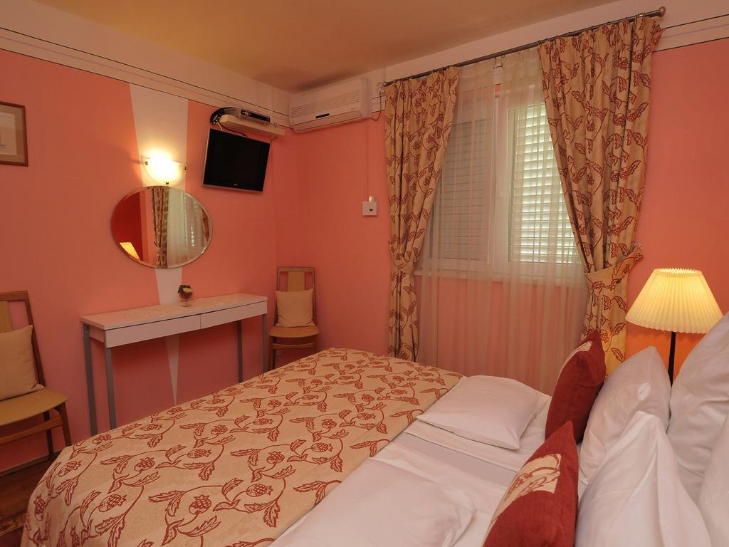Hotel Haus Am Meer Cavtat Ruang foto